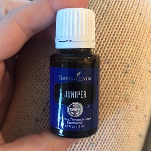 Young Living Essential Oil 🌱 Juniper